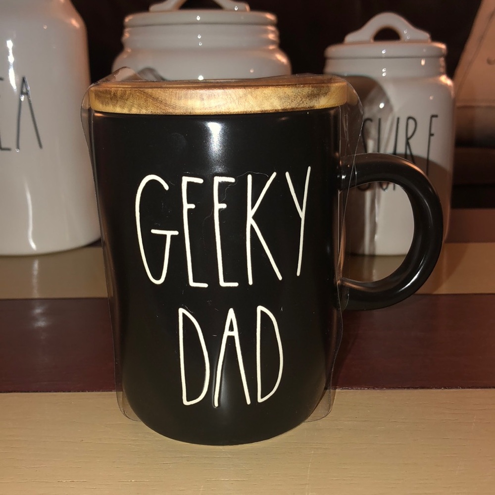 Rae Dunn GEEKY DAD Mug with Wood Lid/Coaster